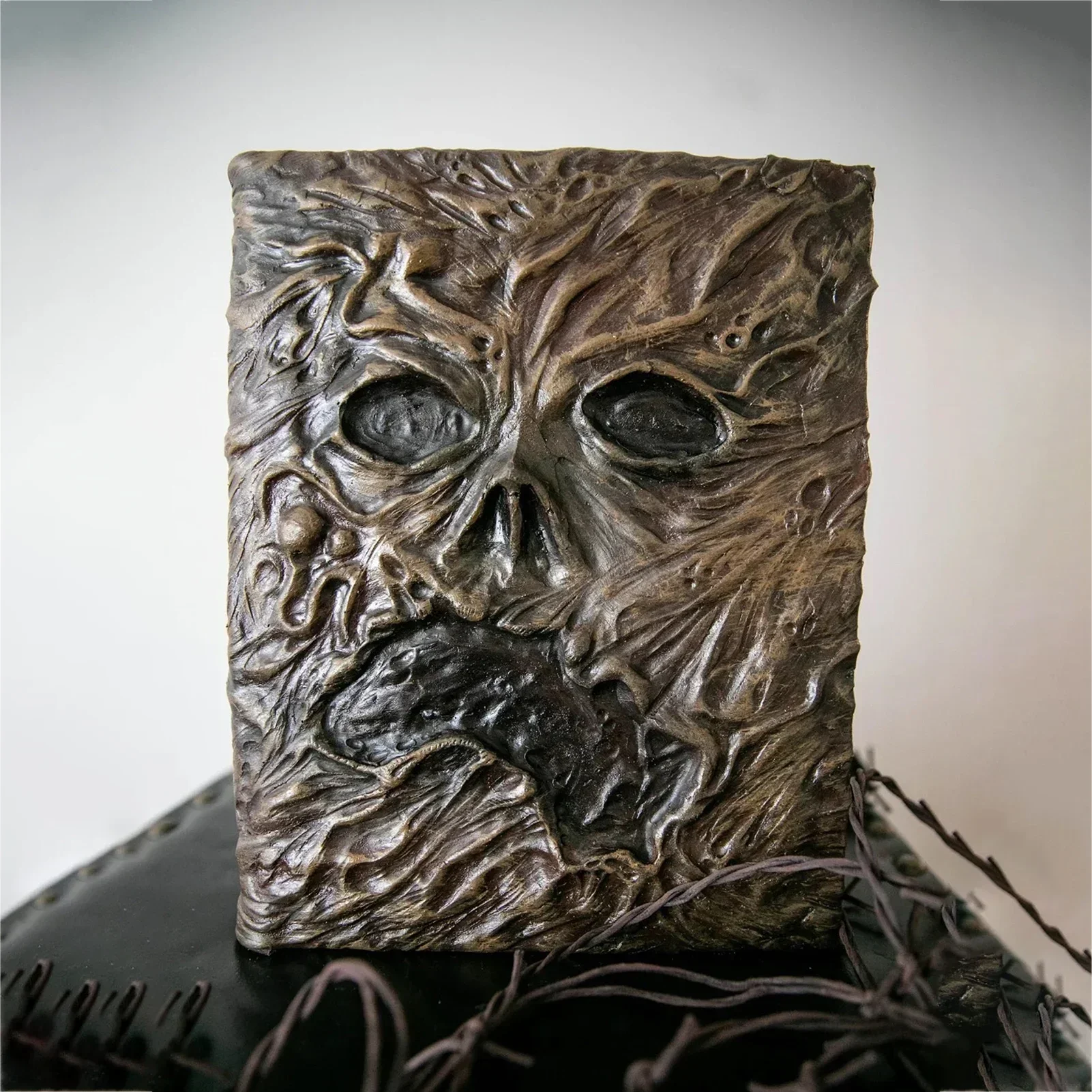Vintage Necronomicon - Dark Ma - Art Craft Book recension och pris
